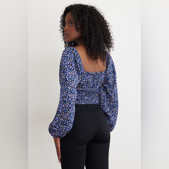 DYNAMITE Square Neck Blouse With Bubble Sleeves NWT - Picture 3 of 4